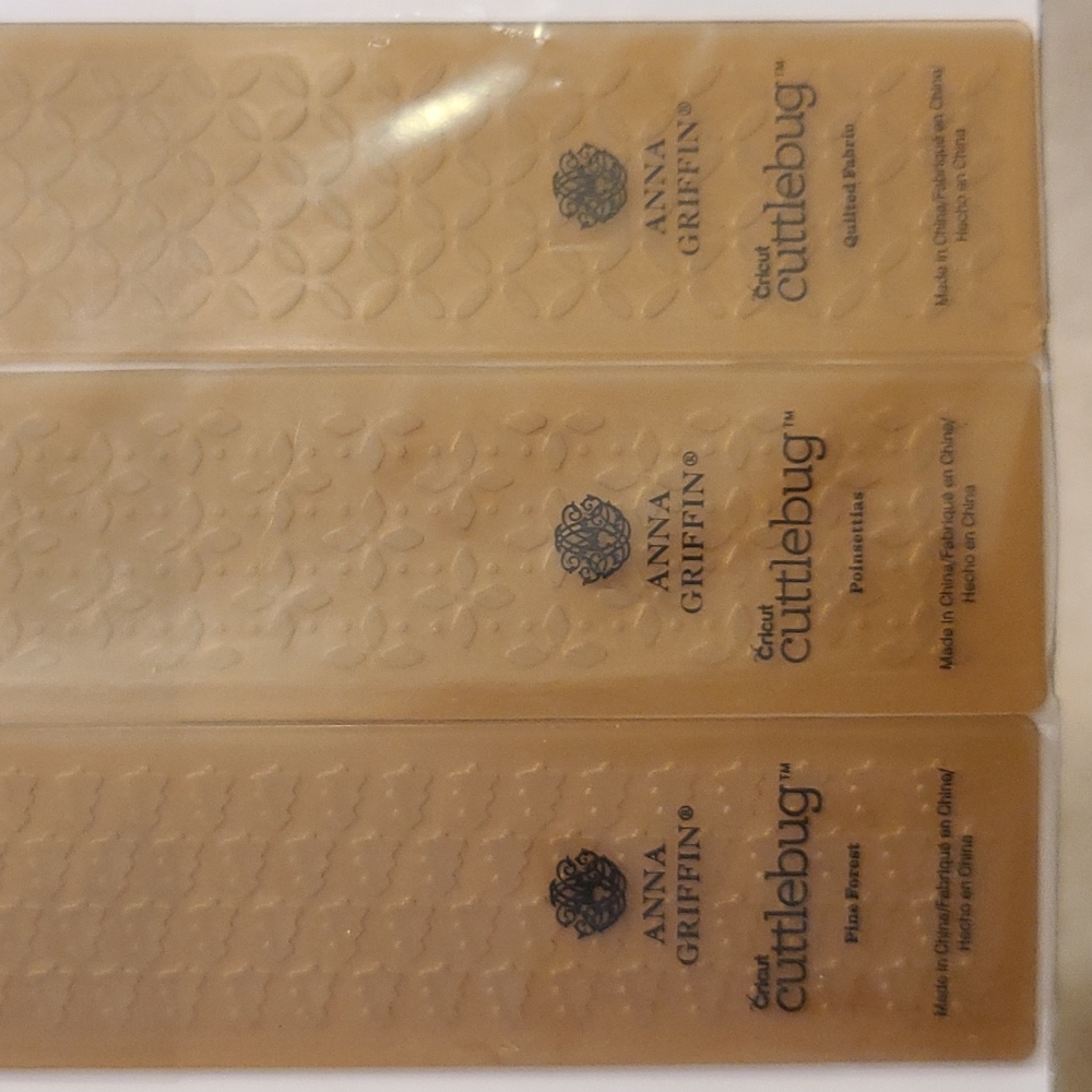 Cuttlebug embossing borders - Picture 4 of 4